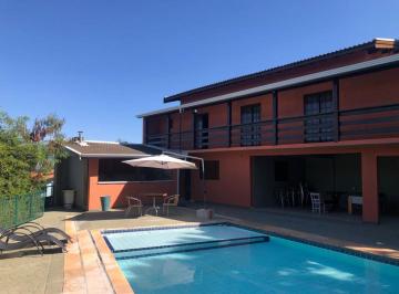 Rural de 5 quartos, Louveira · Linda chácara com piscina, 5 quartos, incluindo 3 suítes no bairro Monterrey, Louveira - SP