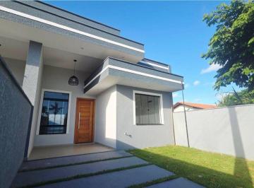 Casa · 89m² · 3 Quartos · 2 Vagas · Casa com piscina e 3 quartos no Balneário Itapema do Saí em Itapoá/SC