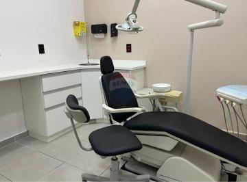 Comercial · 20m² · 2 Vagas · Espaço com infra- estrutura  para odontologia  aluga  em Valinhos, Ótimo Preço!