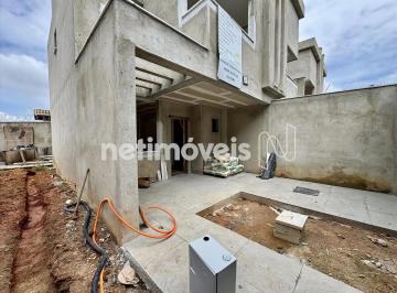 Casa · 167m² · 3 Quartos · 2 Vagas · Casa geminada 3 quartos com suíte e quintal 167m²; Itapoã