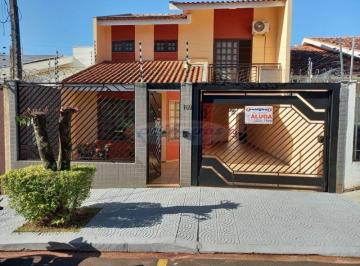 Casa · 174m² · 3 Quartos · 2 Vagas · LOCAÇÃO | Sobrado, com 3 dormitórios em Vila Bosque, Maringá