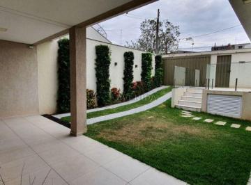 Casa · 205m² · 3 Quartos · 3 Vagas · LOCAÇÃO | Casa, com 3 dormitórios em Jardim Dos Alpes, Londrina