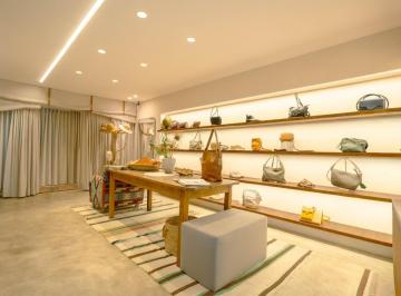 IMG_20260611_185509_000.jpeg · Versátil casa comercial para venda em Pinheiros, 351m² - urban#C24TA