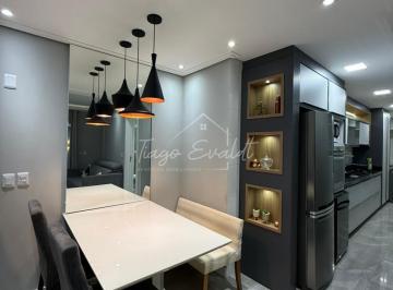 Apartamento · 100m² · 3 Quartos · 1 Vaga · Apartamento Garden Mobilaido e decorado á aproximadamente 850 metros da praia dos Ingleses.