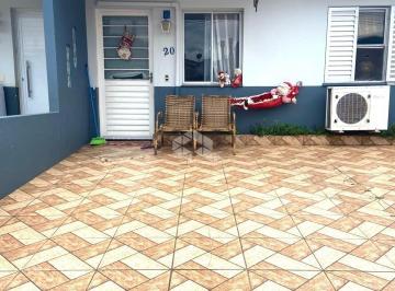 Casa · 80m² · 2 Quartos · 2 Vagas · Casa com 02 quartos em condomínio fechado