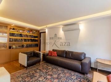 Apartamento · 140m² · 3 Quartos · 1 Vaga · Apartamento - Jardim América - 3 Dormitórios - 140m².