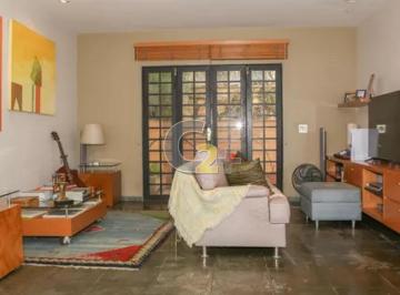 Casa · 239m² · 3 Quartos · 3 Vagas · Casa mobiliada à venda na Vila Ipojuca com 239m², 3 suítes e 3 vagas