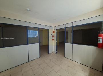 202603131011561174.jpeg · Comercial para Locação em Cotia, Vila Monte Serrat, 1 banheiro