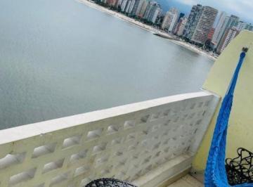 Apartamento · 26m² · 1 Vaga · Sala living frente ao mar. Varanda e mobiliado São Vicente