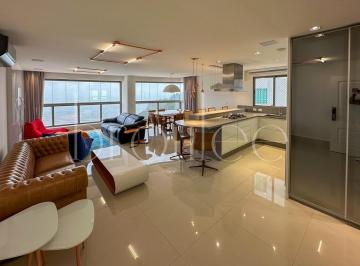 Apartamento de 3 quartos, Balneário Camboriú · APARTAMENTO FRENTE MAR MOBILIADO NO BATURITÉ EMBRAED PARA LOCAÇÃO/ALUGUEL ANUAL