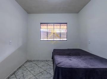 Casa de 4 quartos, Samambaia · Casa ampla e arejada lote de esquina 193m², próximo a estação do metrô