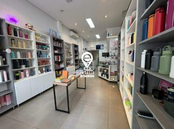 Comercial · 86m² · Loja para alugar em Moema, vão livre, copa, escritório, vitrine, 86 m².