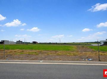 Terreno · 300m² · Terreno à venda com 300 m² no Residencial Vila América em Nova Odessa