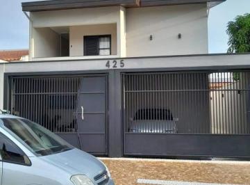 Casa · 275m² · 4 Quartos · 4 Vagas · Casa à venda com 4 quartos (1 suíte) e 4 vagas no Jardim Souza Queiroz em Santa Bárbara d'Oeste 