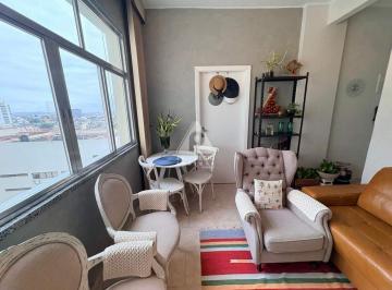 Apartamento · 35m² · 1 Quarto · Quarto e sala, andar alto, com 35m2 a venda no Centro.
