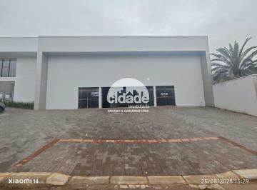Casa · 915m² ·  Barracão Comercial à Venda – Cascavel/PR