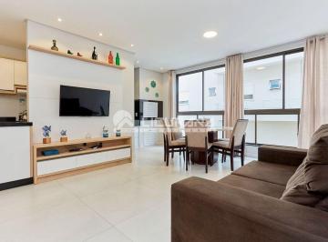 Apartamento · 85m² · 2 Quartos · 2 Vagas · Apartamento mobiliado com 02 dormitórios, sendo 01 suíte, mais 02 vagas de garagens, à 250 metros d