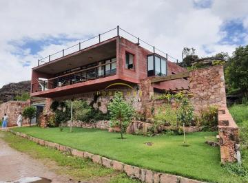 whatsapp-image-2026-03-05-at-12-14-40-11773256294536.jpeg · Casa à venda em Mucugê, BA