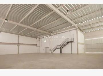 whatsapp-image-2026-03-11-at-09-56-061773233803597.jpeg · Galpão Barracão Locação Iporanga Sorocaba/SP 840 m² Industrial Comercial próximo a saída para