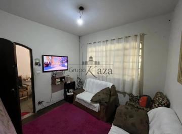 Casa · 139m² · 2 Quartos · 2 Vagas · Oportunidade - Casa - Jardim Primavera - Jacareí - 2 Dormitórios - 125m².