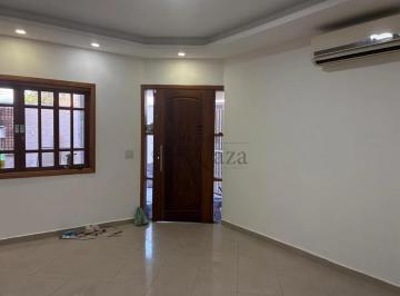Casa · 143m² · 3 Quartos · 2 Vagas · Oportunidade - Casa - Jardim Nova Esperança - 2 Dormitórios - 214m².