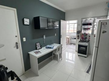 Apartamento · 119m² · 2 Quartos · Vendo Apartamento reformado e mobiliado de 2 dormitórios no José Menino em Santo