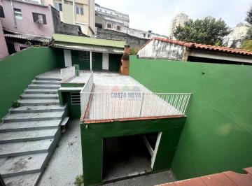 Casa · 280m² · 3 Quartos · 3 Vagas · Casa Espaçosa com 3 Quartos e Ampla Área Externa para Locação