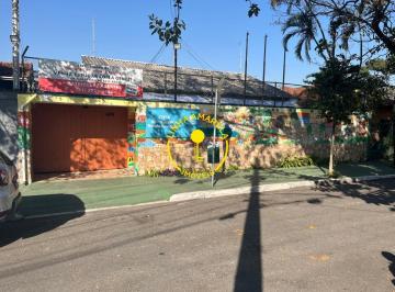 Comercial · 609m² · 4 Vagas · Galpão para locação e venda com ótimo tamanho de terreno