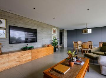 Apartamento · 235m² · 4 Quartos · 4 Vagas · Você pode até mudar a decoração, mas o parque continua combinando.