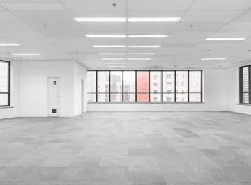 Comercial · 196m² · 4 Vagas · Sala comercial na Rua do Paraíso, N. 45 - Conjunto 62 • 196 m²