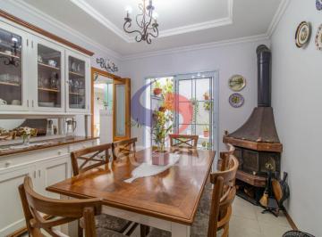 Casa · 151m² · 4 Quartos · 2 Vagas · Casa no condomínio Condomínio Vila Hípica para venda com 4 quartos, sendo 2 suítes , 151m²