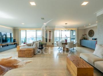 Apartamento · 195m² · 5 Quartos · 4 Vagas · Apartamento á Venda em Moema com 195m², 5 quartos sendo 3 suítes, 4 vagas.