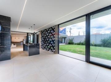 Casa · 264m² · 3 Quartos · 3 Vagas · Casa  Rua 10  Vicente Pires chacara 325