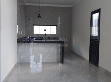Casa · 200m² · 2 Quartos · 2 Vagas · São Thomaz - Casa com 1 suite e 1 outro dormitório, sala, coz, área de serviço e quintal