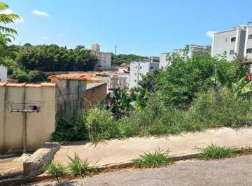 f1fb188244507c664fad0b1ce1feb32ccd13a0f8 · Terreno, declive, miolo do Planalto, área 260m2
