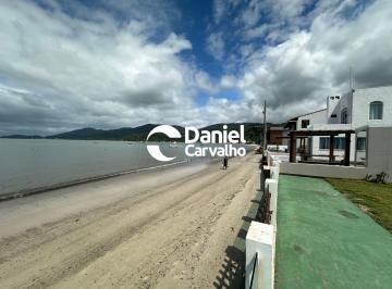 Casa · 411m² · 4 Quartos · 3 Vagas · Casa pé na areia - Praia da Camboa em Governador Celso Ramos/SC