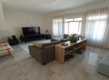 Casa · 206m² · 3 Quartos · 2 Vagas · Sobrado à venda em São Paulo-SP, Bosque da Saúde: 3 quartos, 10 suítes, 3 banheiros, 2 vagas, 206 m²