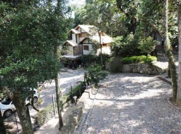 Casa · 183m² · 3 Quartos · 3 Vagas · Casa no Cond. Santa Lúcia ( Fazendinha ) 3 quartos 1 suíte 3 vagas e churraqueira