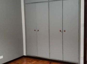 Casa · 179m² · 3 Quartos · 3 Vagas · Sobrado a venda com 3 Dormitórios e 3 vagas de garagem no Jardim Santa Helena - São Paulo - SP