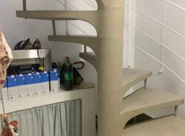 Casa · 112m² · 3 Quartos · 2 Vagas · Sobrado à venda em São Paulo-SP, bairro Saúde: 3 quartos, 1 suíte, 2 banheiros, 2 vagas, 112m². Impe