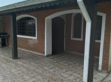 Casa · 450m² · 4 Quartos · 3 Vagas · Casa com 4 quartos com 3 vagas de garagem coberta no centro de Itapevi