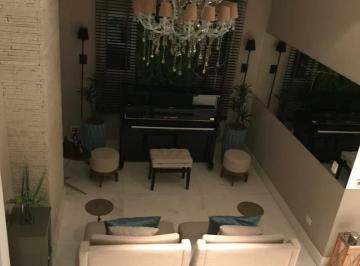 Casa · 310m² · 3 Quartos · 3 Vagas · Casa à Venda em Condomínio | 3 Dormitórios, 3 Suítes, 3 Vagas | Aldeia da Serra - Santana de Parnaíb