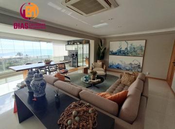 Apartamento · 200m² · 4 Quartos · 4 Vagas · Vendo lindo Apartamento vista mar com 200m2, 4/4, 3 suítes, varanda gourmet, reformado, decorado, 4 