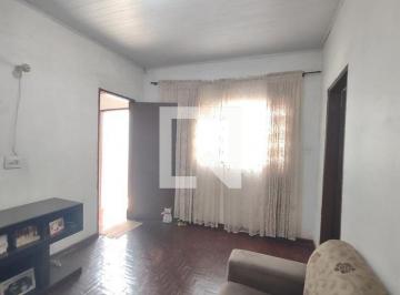 Localizada no charmoso bairro de Santo Antônio, em São Caetano do Sul, esta casa · Casa à Venda - Santo Antônio, 3 Quartos, 159 m2
