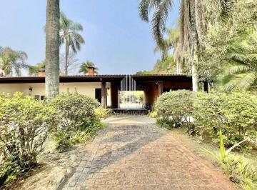 Casa · 398m² · 3 Quartos · 2 Vagas · Casa à venda em Embu das Artes-SP: 3 quartos, 1 suíte, 3 banheiros, 2 vagas de garagem, 398m² no Moi