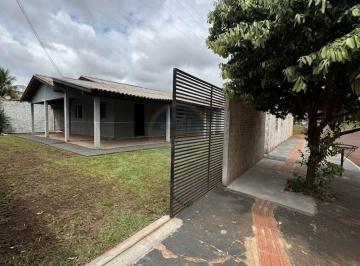 Casa · 141m² · 2 Quartos · 2 Vagas · Casa pertinho do centro