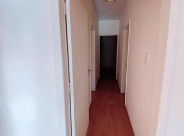Casa · 388m² · 4 Quartos · 7 Vagas · Sobrado de luxo com 4 quartos e 7 vagas de garagem no Jardim da Saúde, São Paulo-SP - Imperdível!