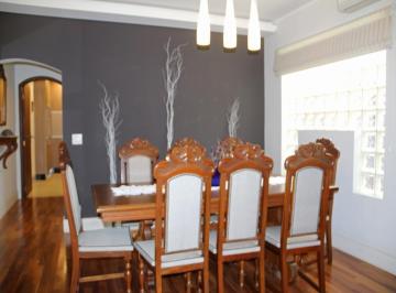 Casa · 201m² · 3 Quartos · 2 Vagas · Sobrado à venda no Jardim Ipanema, SP