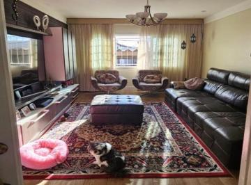 Casa · 376m² · 3 Quartos · 4 Vagas · Imperdível sobrado à venda em Santo André-SP, no bairro Santa Maria: 3 quartos, 1 suíte, 5 banheiros