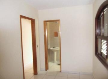 Casa · 180m² · 4 Quartos · 4 Vagas · Sobrado à venda no Imirim, Santana, São Paulo: 4 quartos, 2 suítes, 4 banheiros, 4 vagas. Agende sua
